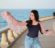 Naložite sliko v pregledovalnik galerije, ženski šal poletni šali mačke modni sal rože sali prehodni sal mačka bombaž bombaz svila ženski šali moda udoben šal mehek sal jesenski šal ženski šal muce modni šal muca ugodni šali