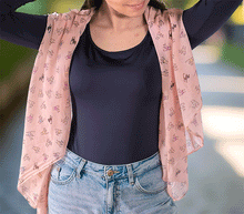 Naložite sliko v pregledovalnik galerije, ženski šal poletni šali mačke modni sal rože sali prehodni sal mačka bombaž bombaz svila ženski šali moda udoben šal mehek sal jesenski šal ženski šal muce modni šal muca ugodni šali