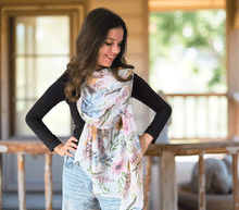 Naložite sliko v pregledovalnik galerije, ženski šal poletni šali rožice modni sal rože sali prehodni sal cvetlice bombaž bombaz svila ženski šali moda udoben šal mehek sal jesenski šal ženski šal rožice