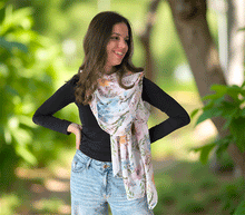 Naložite sliko v pregledovalnik galerije, ženski šal poletni šali rožice modni sal rože sali prehodni sal cvetlice bombaž bombaz svila ženski šali moda udoben šal mehek sal jesenski šal ženski šal rožice