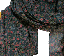 Naložite sliko v pregledovalnik galerije, ženski šal poletni šali rožice modni sal rože sali prehodni sal cvetlice bombaž bombaz svila ženski šali moda udoben šal mehek sal jesenski šal ženski šal rožice rozice