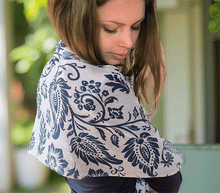 Naložite sliko v pregledovalnik galerije, ženski šal poletni šali rožice modni sal rože sali prehodni sal cvetlice bombaž bombaz svila ženski šali moda udoben šal mehek sal jesenski šal ženski šal rožice modni šal šal občutljiva koža ugodni šali