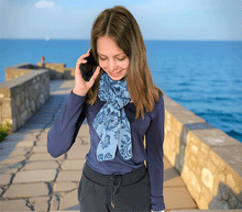 Naložite sliko v pregledovalnik galerije, ženski šal poletni šali rožice modni sal rože sali prehodni sal cvetlice bombaž bombaz svila ženski šali moda udoben šal mehek sal jesenski šal ženski šal rožice modni šal šal občutljiva koža ugodni šali