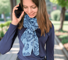 Naložite sliko v pregledovalnik galerije, ženski šal poletni šali rožice modni sal rože sali prehodni sal cvetlice bombaž bombaz svila ženski šali moda udoben šal mehek sal jesenski šal ženski šal rožice modni šal šal občutljiva koža ugodni šali