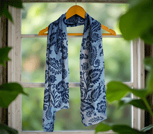 Naložite sliko v pregledovalnik galerije, ženski šal poletni šali rožice modni sal rože sali prehodni sal cvetlice bombaž bombaz svila ženski šali moda udoben šal mehek sal jesenski šal ženski šal rožice modni šal šal občutljiva koža ugodni šali