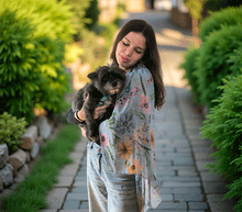 Naložite sliko v pregledovalnik galerije, ženski šal poletni šali rožice modni sal rože sali prehodni sal cvetlice bombaž bombaz svila ženski šali moda udoben šal mehek sal jesenski šal ženski šal rožice modni šal