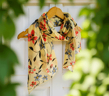 Naložite sliko v pregledovalnik galerije, ženski šal poletni šali rožice modni sal rože sali prehodni sal cvetlice bombaž bombaz svila ženski šali moda udoben šal mehek sal jesenski šal ženski šal rožice modni šal šal občutljiva koža ugodni šali