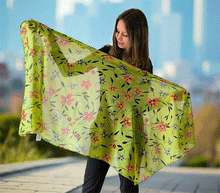 Naložite sliko v pregledovalnik galerije, ženski šal poletni šali rožice modni sal rože sali prehodni sal cvetlice bombaž bombaz svila ženski šali moda udoben šal mehek sal jesenski šal ženski šal rožice modni šal šal občutljiva koža ugodni šali