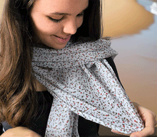 Naložite sliko v pregledovalnik galerije, ženski šal poletni šali rožice modni sal rože sali prehodni sal cvetlice bombaž bombaz svila ženski šali moda udoben šal mehek sal jesenski šal ženski šal rožice rozice