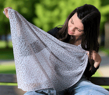 Naložite sliko v pregledovalnik galerije, ženski šal poletni šali rožice modni sal rože sali prehodni sal cvetlice bombaž bombaz svila ženski šali moda udoben šal mehek sal jesenski šal ženski šal rožice rozice