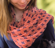 Naložite sliko v pregledovalnik galerije, ženski šal poletni šali rožice modni sal rože sali prehodni sal cvetlice bombaž bombaz svila ženski šali moda udoben šal mehek sal jesenski šal ženski šal rožice modni šal šal občutljiva koža ugodni šali