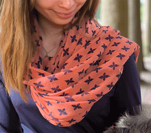 Naložite sliko v pregledovalnik galerije, ženski šal poletni šali rožice modni sal rože sali prehodni sal cvetlice bombaž bombaz svila ženski šali moda udoben šal mehek sal jesenski šal ženski šal rožice modni šal šal občutljiva koža ugodni šali