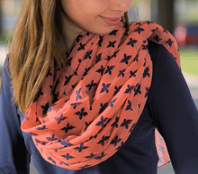 Naložite sliko v pregledovalnik galerije, ženski šal poletni šali rožice modni sal rože sali prehodni sal cvetlice bombaž bombaz svila ženski šali moda udoben šal mehek sal jesenski šal ženski šal rožice modni šal šal občutljiva koža ugodni šali