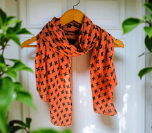 Naložite sliko v pregledovalnik galerije, ženski šal poletni šali rožice modni sal rože sali prehodni sal cvetlice bombaž bombaz svila ženski šali moda udoben šal mehek sal jesenski šal ženski šal rožice modni šal šal občutljiva koža ugodni šali