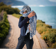 Naložite sliko v pregledovalnik galerije, ženski šal poletni šali rožice modni sal rože sali prehodni sal cvetlice bombaž bombaz svila ženski šali moda udoben šal mehek sal jesenski šal ženski šal rožice modni šal šal občutljiva koža ugodni šali