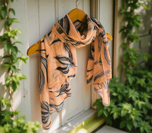 Naložite sliko v pregledovalnik galerije, ženski šal poletni šali rožice modni sal rože sali prehodni sal cvetlice bombaž bombaz svila ženski šali moda udoben šal mehek sal jesenski šal ženski šal rožice modni šal šal občutljiva koža ugodni šali