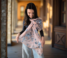 Naložite sliko v pregledovalnik galerije, ženski šal poletni šali rožice modni sal rože sali prehodni sal cvetlice bombaž bombaz svila ženski šali moda udoben šal mehek sal jesenski šal ženski šal rožice modni šal