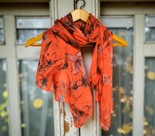 Naložite sliko v pregledovalnik galerije, ženski šal poletni šali rožice modni sal rože sali prehodni sal cvetlice bombaž bombaz svila ženski šali moda udoben šal mehek sal jesenski šal ženski šal rožice modni šal šal občutljiva koža