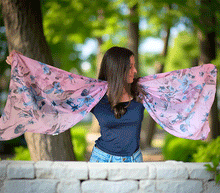 Naložite sliko v pregledovalnik galerije, ženski šal poletni šali rožice modni sal rože sali prehodni sal cvetlice bombaž bombaz svila ženski šali moda udoben šal mehek sal jesenski šal ženski šal rožice modni šal šal občutljiva koža