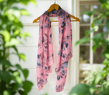 Naložite sliko v pregledovalnik galerije, ženski šal poletni šali rožice modni sal rože sali prehodni sal cvetlice bombaž bombaz svila ženski šali moda udoben šal mehek sal jesenski šal ženski šal rožice modni šal šal občutljiva koža