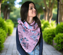 Naložite sliko v pregledovalnik galerije, ženski šal poletni šali rožice modni sal rože sali prehodni sal cvetlice bombaž bombaz svila ženski šali moda udoben šal mehek sal jesenski šal ženski šal rožice modni šal šal občutljiva koža