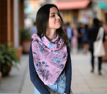 Naložite sliko v pregledovalnik galerije, ženski šal poletni šali rožice modni sal rože sali prehodni sal cvetlice bombaž bombaz svila ženski šali moda udoben šal mehek sal jesenski šal ženski šal rožice modni šal šal občutljiva koža