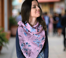 Naložite sliko v pregledovalnik galerije, ženski šal poletni šali rožice modni sal rože sali prehodni sal cvetlice bombaž bombaz svila ženski šali moda udoben šal mehek sal jesenski šal ženski šal rožice modni šal šal občutljiva koža