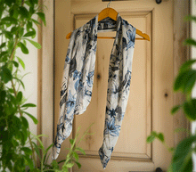 Naložite sliko v pregledovalnik galerije, ženski šal poletni šali rožice modni sal rože sali prehodni sal cvetlice bombaž bombaz svila ženski šali moda udoben šal mehek sal jesenski šal ženski šal rožice modni šal šal občutljiva koža