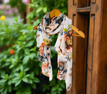 Naložite sliko v pregledovalnik galerije, ženski šal poletni šali rožice modni sal rože sali prehodni sal cvetlice bombaž bombaz svila ženski šali moda udoben šal mehek sal jesenski šal ženski šal rožice modni šal