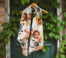 Naložite sliko v pregledovalnik galerije, ženski šal poletni šali rožice modni sal rože sali prehodni sal cvetlice bombaž bombaz svila ženski šali moda udoben šal mehek sal jesenski šal ženski šal rožice modni šal