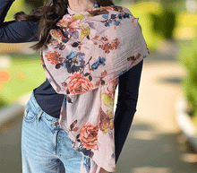 Naložite sliko v pregledovalnik galerije, ženski šal poletni šali rožice modni sal rože sali prehodni sal cvetlice bombaž bombaz svila ženski šali moda udoben šal mehek sal jesenski šal ženski šal rožice modni šal