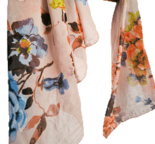 Naložite sliko v pregledovalnik galerije, ženski šal poletni šali rožice modni sal rože sali prehodni sal cvetlice bombaž bombaz svila ženski šali moda udoben šal mehek sal jesenski šal ženski šal rožice modni šal