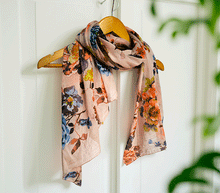 Naložite sliko v pregledovalnik galerije, ženski šal poletni šali rožice modni sal rože sali prehodni sal cvetlice bombaž bombaz svila ženski šali moda udoben šal mehek sal jesenski šal ženski šal rožice modni šal