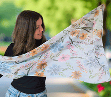 Naložite sliko v pregledovalnik galerije, ženski šal poletni šali rožice modni sal rože sali prehodni sal cvetlice bombaž bombaz svila ženski šali moda udoben šal mehek sal jesenski šal ženski šal rožice modni šal