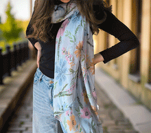 Naložite sliko v pregledovalnik galerije, ženski šal poletni šali rožice modni sal rože sali prehodni sal cvetlice bombaž bombaz svila ženski šali moda udoben šal mehek sal jesenski šal ženski šal rožice modni šal