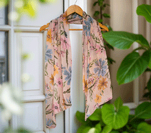Naložite sliko v pregledovalnik galerije, ženski šal poletni šali rožice modni sal rože sali prehodni sal cvetlice bombaž bombaz svila ženski šali moda udoben šal mehek sal jesenski šal ženski šal rožice modni šal