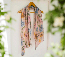 Naložite sliko v pregledovalnik galerije, ženski šal poletni šali rožice modni sal rože sali prehodni sal cvetlice bombaž bombaz svila ženski šali moda udoben šal mehek sal jesenski šal ženski šal rožice modni šal