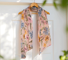 Naložite sliko v pregledovalnik galerije, ženski šal poletni šali rožice modni sal rože sali prehodni sal cvetlice bombaž bombaz svila ženski šali moda udoben šal mehek sal jesenski šal ženski šal rožice modni šal
