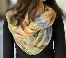 Naložite sliko v pregledovalnik galerije, ženski šal poletni šali rožice modni sal rože sali prehodni sal cvetlice bombaž bombaz svila ženski šali moda udoben šal mehek sal jesenski šal ženski šal rožice modni šal