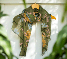 Naložite sliko v pregledovalnik galerije, ženski šal poletni šali rožice modni sal rože sali prehodni sal cvetlice bombaž bombaz svila ženski šali moda udoben šal mehek sal jesenski šal ženski šal rožice modni šal