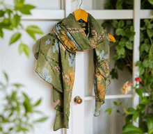 Naložite sliko v pregledovalnik galerije, ženski šal poletni šali rožice modni sal rože sali prehodni sal cvetlice bombaž bombaz svila ženski šali moda udoben šal mehek sal jesenski šal ženski šal rožice modni šal