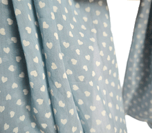 Naložite sliko v pregledovalnik galerije, ženski šal poletni šali srcki modni sal srčki sali prehodni sal srce bombaž bombaz svila ženski šali moda udoben šal mehek sal jesenski šal ženski šal srca modni šal poletni sal