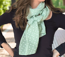 Naložite sliko v pregledovalnik galerije, ženski šal poletni šali srcki modni sal srčki sali prehodni sal srce bombaž bombaz svila ženski šali moda udoben šal mehek sal jesenski šal ženski šal srca modni šal poletni sal