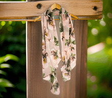 Naložite sliko v pregledovalnik galerije, ženski šal poletni šali rožice modni sal rože sali prehodni sal cvetlice viskoza ženski šali moda udoben šal mehek sal jesenski šal cvetlični ženski šal