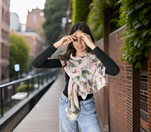 Naložite sliko v pregledovalnik galerije, ženski šal poletni šali rožice modni sal rože sali prehodni sal cvetlice viskoza ženski šali moda udoben šal mehek sal jesenski šal cvetlični ženski šal