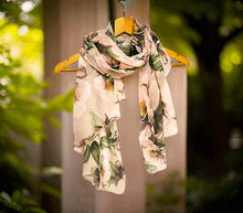 Naložite sliko v pregledovalnik galerije, ženski šal poletni šali rožice modni sal rože sali prehodni sal cvetlice viskoza ženski šali moda udoben šal mehek sal jesenski šal cvetlični ženski šal