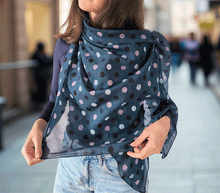 Naložite sliko v pregledovalnik galerije, ženski šal poletni šali pike modni sal rože sali prehodni sal pikice bombaž bombaz svila ženski šali moda udoben šal mehek sal jesenski šal ženski šal