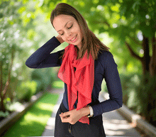 Naložite sliko v pregledovalnik galerije, ženski šal poletni šali pike modni sal rože sali prehodni sal pikice bombaž bombaz svila ženski šali moda udoben šal mehek sal jesenski šal ženski šal ugodni šali ugodni ženski šali