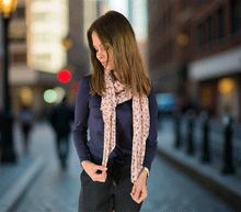 Naložite sliko v pregledovalnik galerije, ženski šal poletni šali pike modni sal rože sali prehodni sal pikice bombaž bombaz svila ženski šali moda udoben šal mehek sal jesenski šal ženski šal