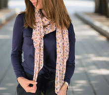 Naložite sliko v pregledovalnik galerije, ženski šal poletni šali pike modni sal rože sali prehodni sal pikice bombaž bombaz svila ženski šali moda udoben šal mehek sal jesenski šal ženski šal